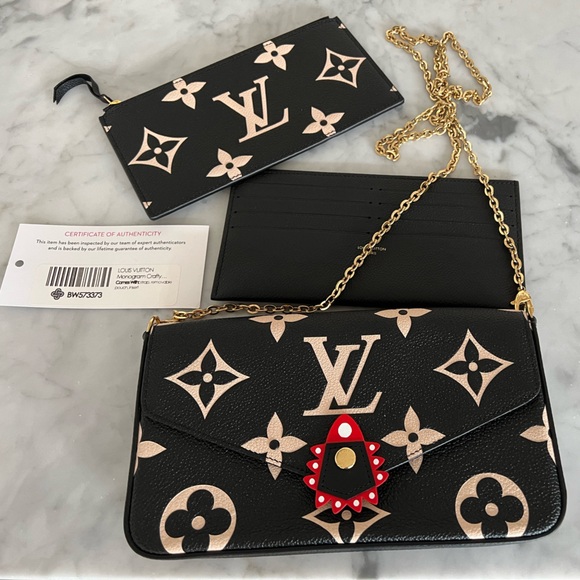 Louis Vuitton Handbags - Louis Vuitton Monogram Crafty Pochette